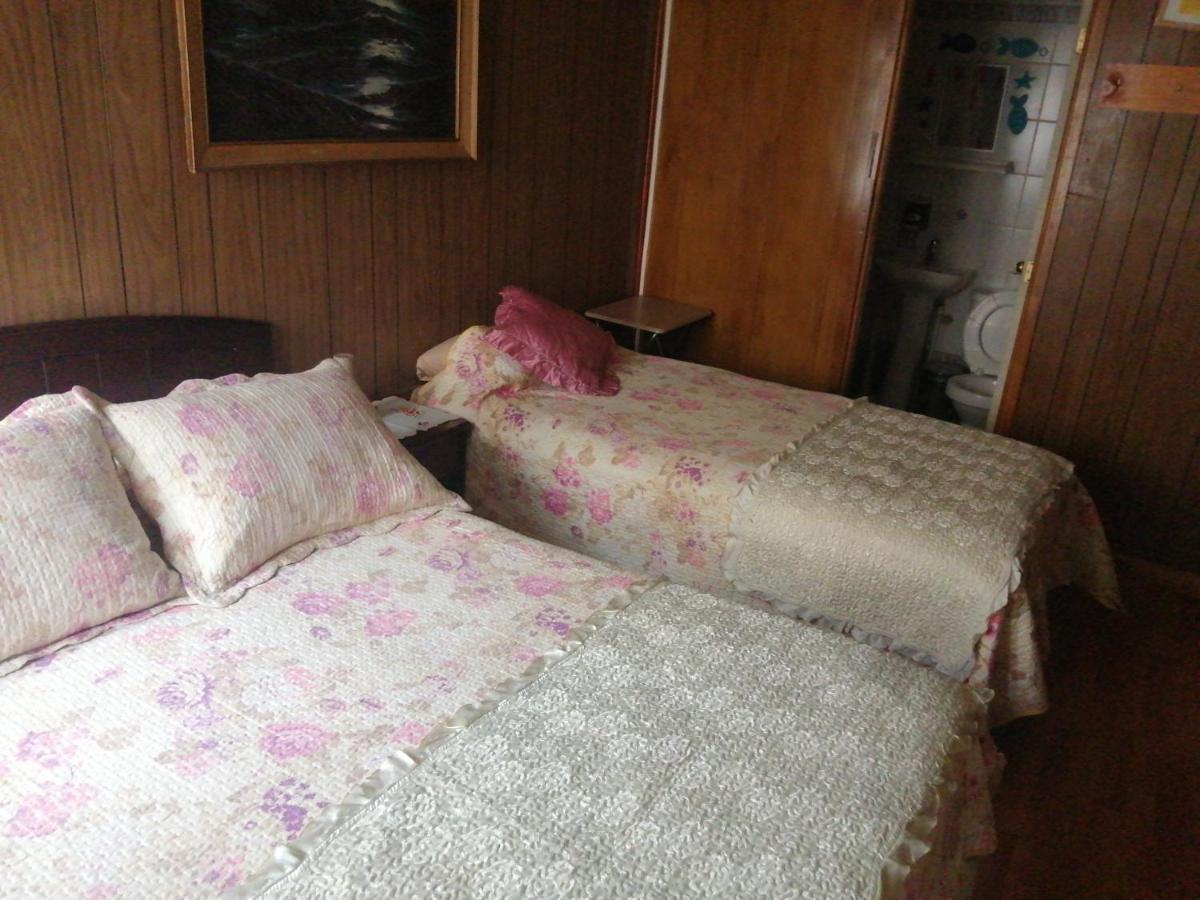 Alojamiento Familiar Rey Bed and Breakfast Punta Arenas Exteriör bild
