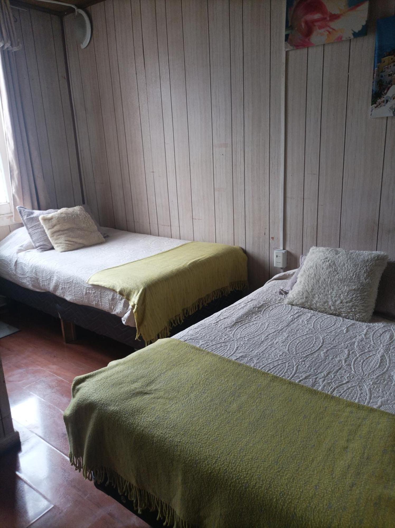 Alojamiento Familiar Rey Bed and Breakfast Punta Arenas Exteriör bild