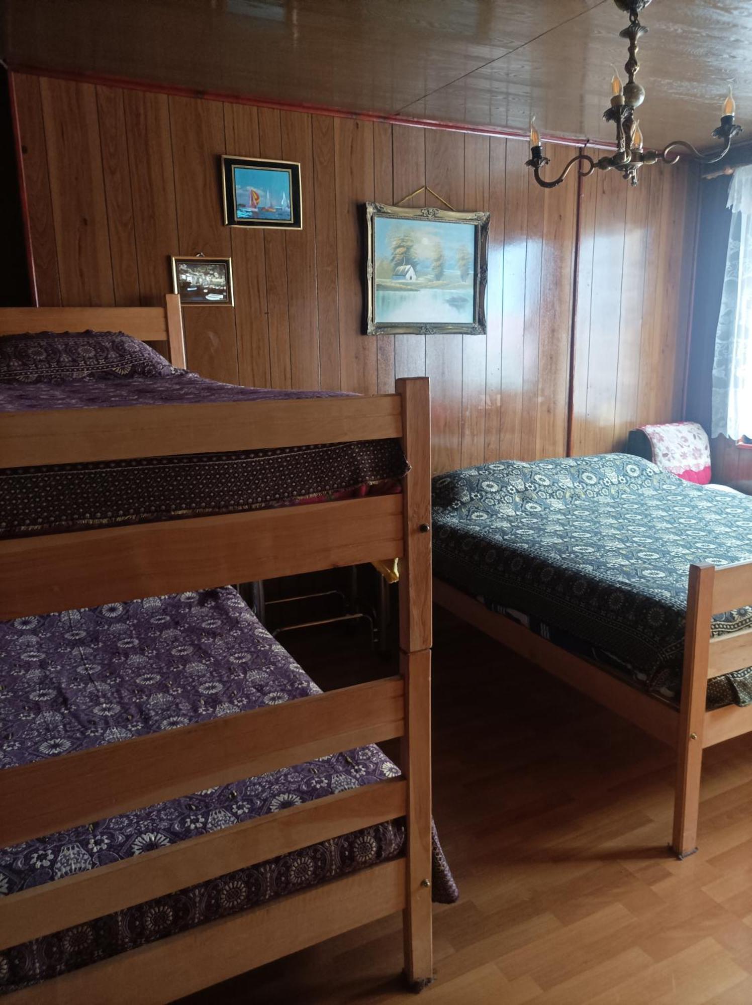 Alojamiento Familiar Rey Bed and Breakfast Punta Arenas Exteriör bild