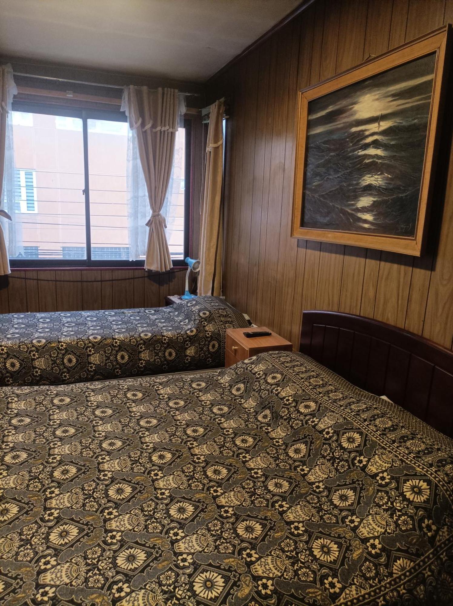 Alojamiento Familiar Rey Bed and Breakfast Punta Arenas Exteriör bild